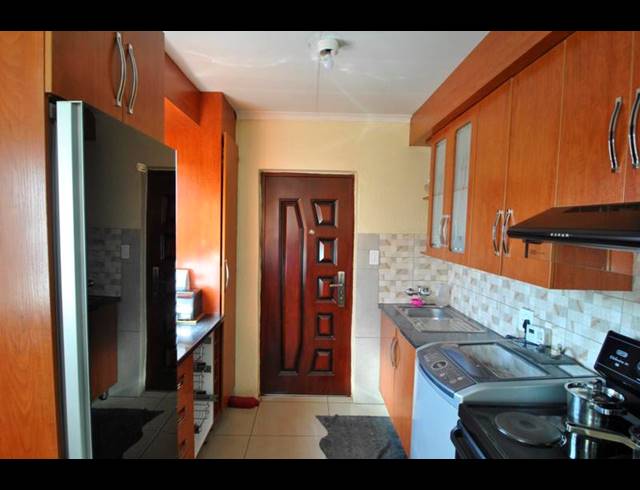 3 BEDROOM HOUSE FOR SALE IN DAWN PARK